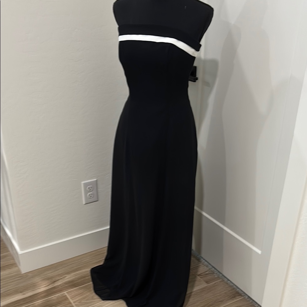 Chic Black Strapless Dress with White Accent